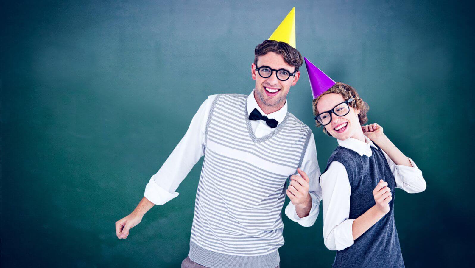 Geeky_couple_with_party_horns